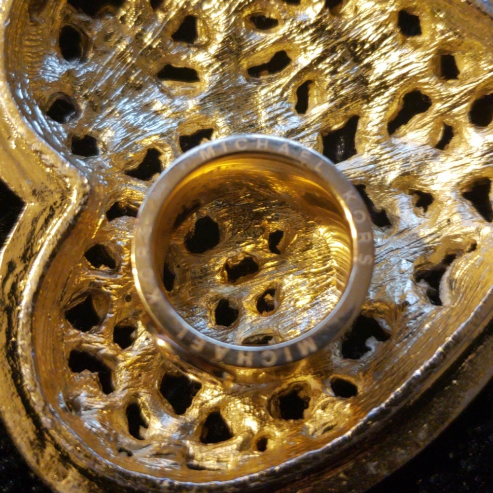 Designer ring - Picture 2 of 2